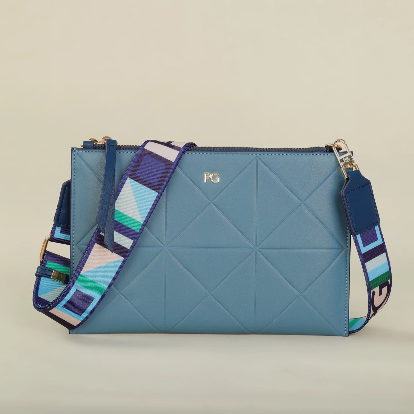PG New Women Handheld Bag Easy carry Better design Business Commuter Party Handheld Bag Envelope bag