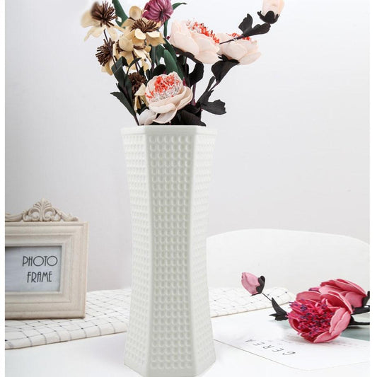 Versatile Plastic Vase for Creative Wet and Dry Flower Arrangements - Pink