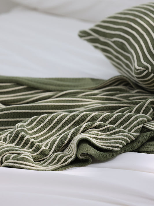 Green Cozy Knit Throw Blanket with Fringe - Stylish Striped Bed End Cover, 127x220CM