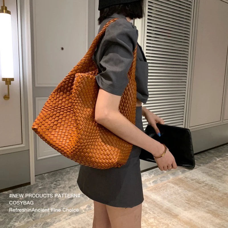 2025 Fashion Soft Hobo Weave Shoulder Handbag With Insert Organizer Woven Vegan Leather Top-handle Tote All-Match Underarm Bag