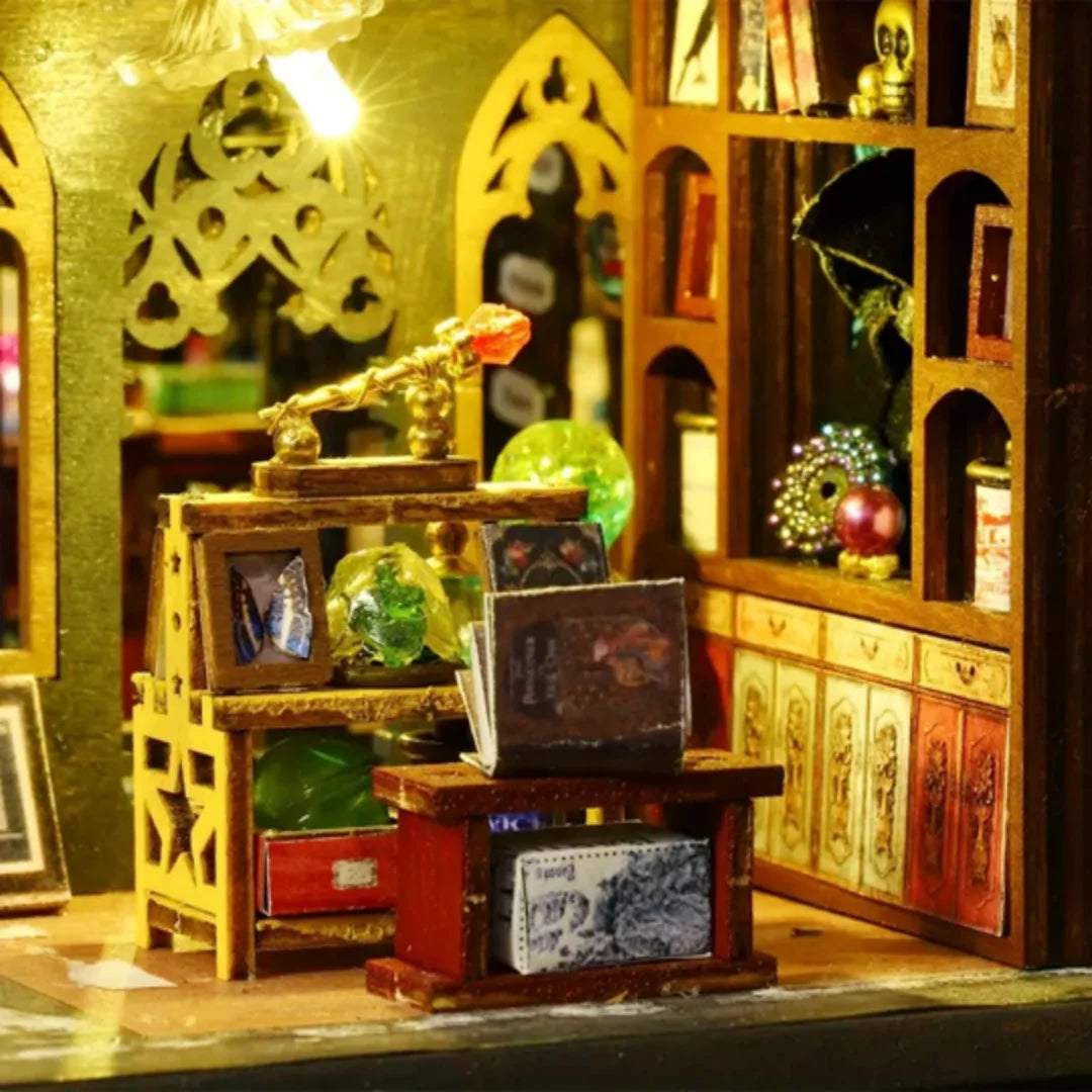 DIY Haunted House Model Kit - Halloween Gothic Horror Mansion Bookend Craft Set, Creative Gift for Adults & Teens