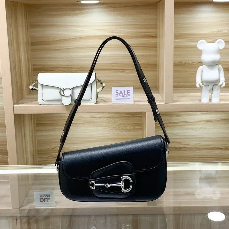 2024 Summer New Nichedesign High-end Fashionable Versatile Single Shoulder Underarm Commuting Crossbody Saddle Bag