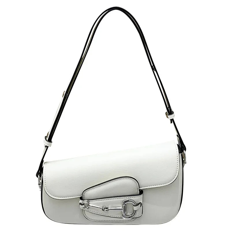2024 Summer New Nichedesign High-end Fashionable Versatile Single Shoulder Underarm Commuting Crossbody Saddle Bag