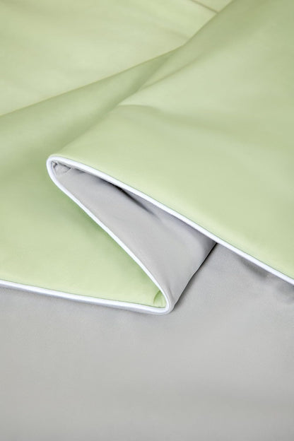 Ice Cooling Reversible Summer Comforter Blanket (Green and Grey, Queen/King)