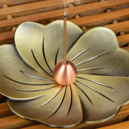 Vintage Sandalwood Incense Burner - Creative Alloy Holder for Bedroom - Red Copper