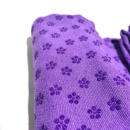 Green Plum Blossom Yoga Towel Mat- Absorbent, Thick, Non-Slip, Portable Fitness Blanket for Home Use 183*63CM
